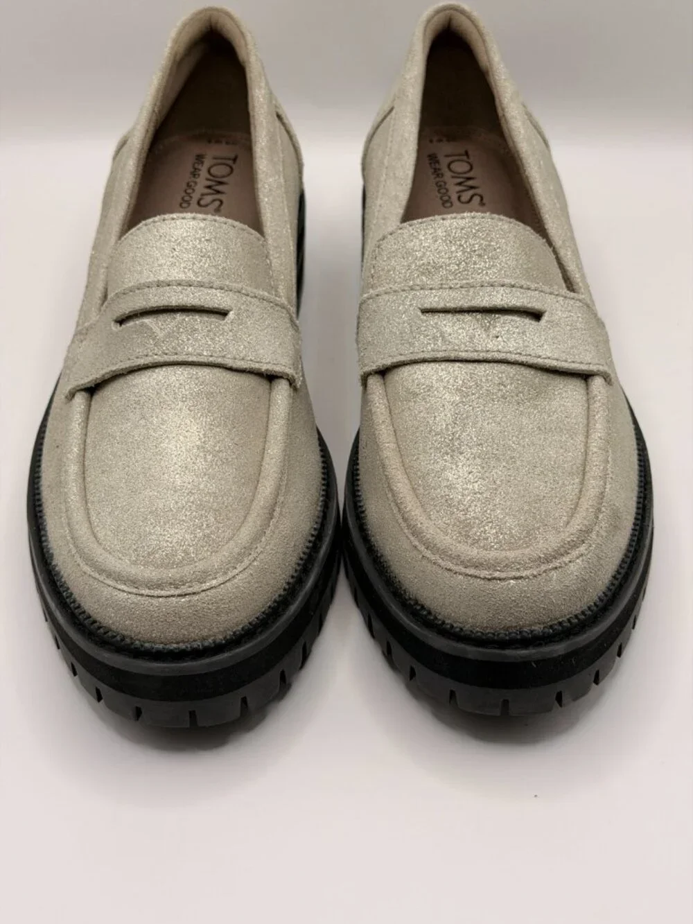 Tom's Womens CaraLeather Shimmer Penny Loafer Sz 8